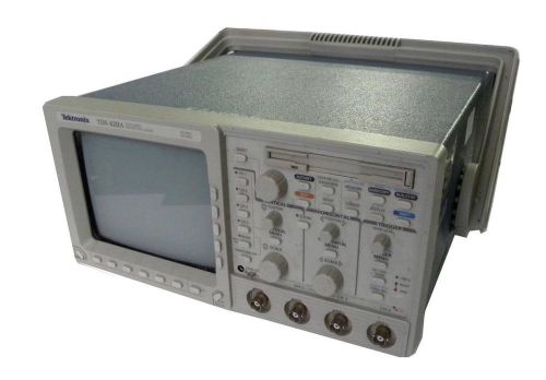 TEKTRONIX DIGITAL OSCILLOSCOPE 4 CHANNEL 200MHZ MODEL TDS420A -SOLD AS IS