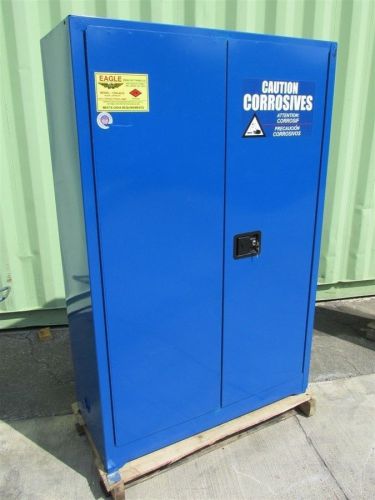 Never used! eagle mfg 45 gallon acid &amp; corrosive lockable safety storage cabinet for sale