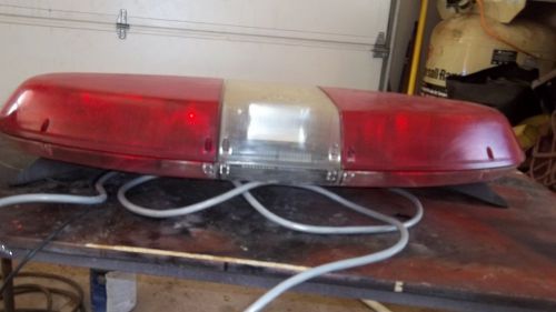 Federal signal corporation vista police fire emergency light bar for sale