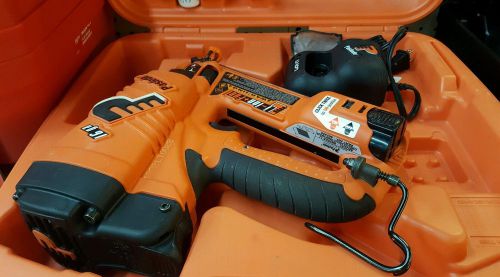 Paslode finish nailer IM250A LI angled cordless gas charger case. ln nr