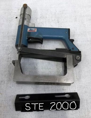 BeA 38016400 Pneumatic Tacker Staple Gun Bedding Stapler (STE2000)