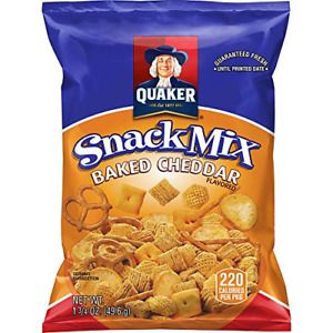 Quaker Baked Cheddar Snack Mix, 1.75 Ounce (Pack of 40) (Packaging May Vary)