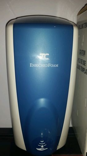 LOT OF 5.Automatic Touchless Soap Dispenser by Runbermaid, TC Stock #750409