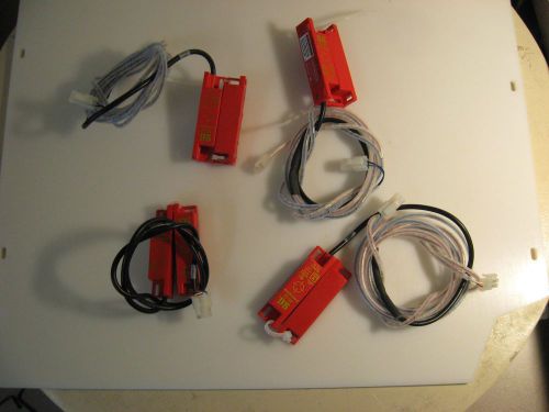 (wd) sti mc-s2 interlock switch with cable coded sensor and actuator (lot of 4) for sale