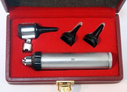 ENT Ophthalmoscope Otoscope Diagnostic Set with Beautiful box Good Quality