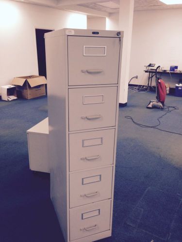 5 drawer letter size file cabinet by global office furniture w/lock&amp;key 15&#034;w for sale
