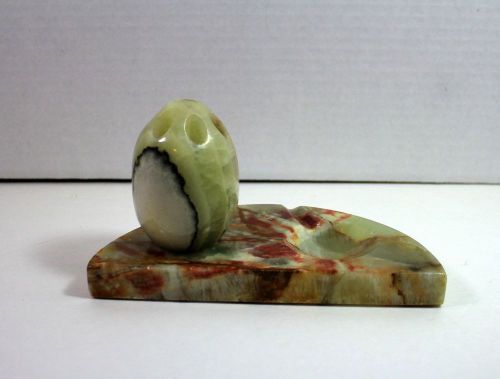 Vintage Mid Century Alabaster Marble Onyx Pen and Ashtray Desk Accessory