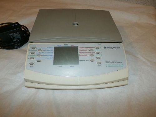 PITNEY BOWES 2 LB SHIPPING POSTAGE SCALE AND CALCULATOR