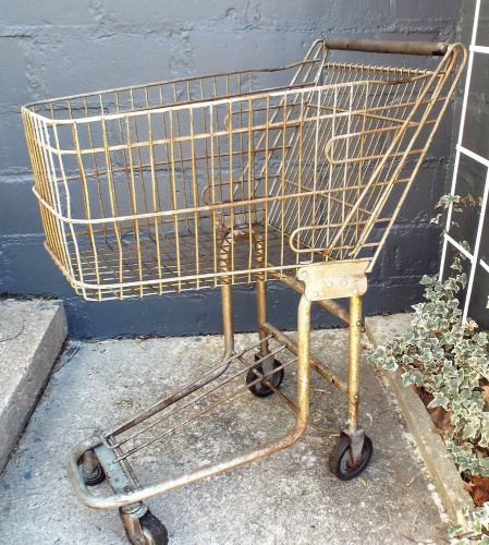 Vtg metal grocery shopping cart industrial wire basket flower garden yard decor for sale