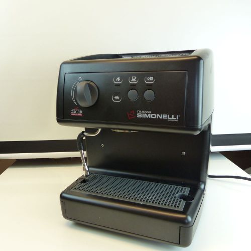 Nuova Simonelli Pre Infusion Programmable Oscar Black Espresso Machine Pour Over