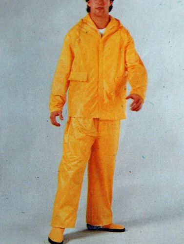 NEW PVC RAIN SUIT Men&#039;s Sz L, Yellow. Elasticized waist pants, Hooded Jacket