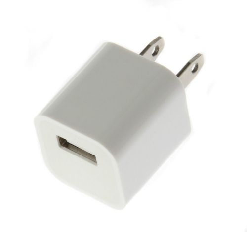 Usb iphone samsung htc phone Charger  110V - 250V  US plugs compatible