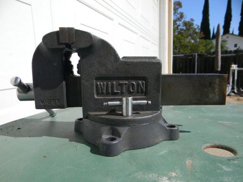 Wilton v 295 4&#034; jaws 4 1/2 &#034; opening 360° swivel bench vise great ! for sale