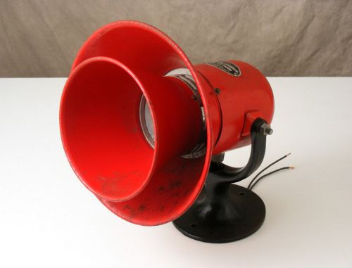 Antique vtg federal siren model a ~ fire warning emergency alarm ~ works great for sale