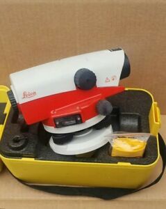 Leica NA720 Level - used - good condition