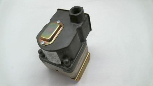 BARKSDALE DPD2T-A150SS-CS PRESSURE SWITCH