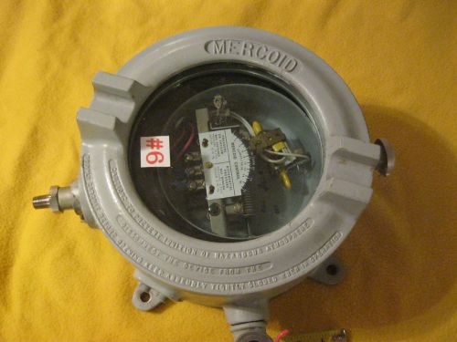 MERCOID EXPLOSION PROOF PRESSURE SWITCH 15 PSI 120/240V  PGE-153-P1-1