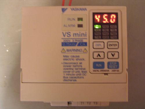 YASKAWA VS mini CIMR-XCAV20P7 3PH 200V 1HP AC  DRIVE