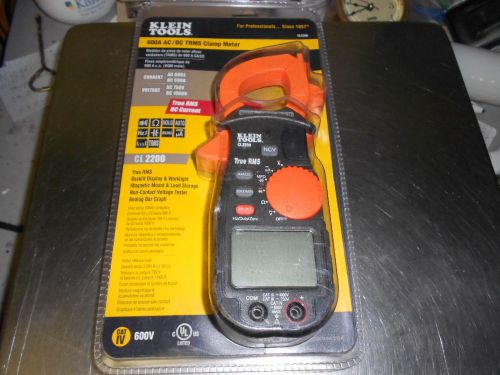 Klein Tools CL2200 600A AC/DC True RMS Clamp Meter - NEW w/ Case *Free Shipping*