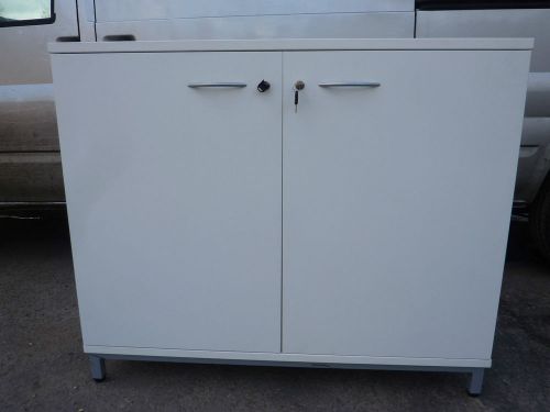 Office / garage / home storage cabinet with key&#039;s