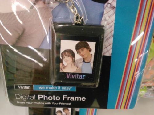 New Mini small Key Chain Digital Photo Frame great gift DONT MISS OUT