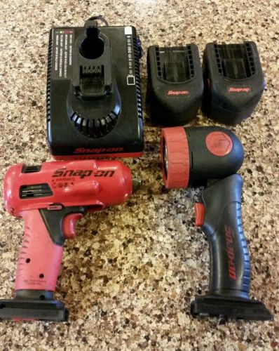 Snapon 14.4 volt 3/8 cordless impact with led light, charger and 2 batterys set