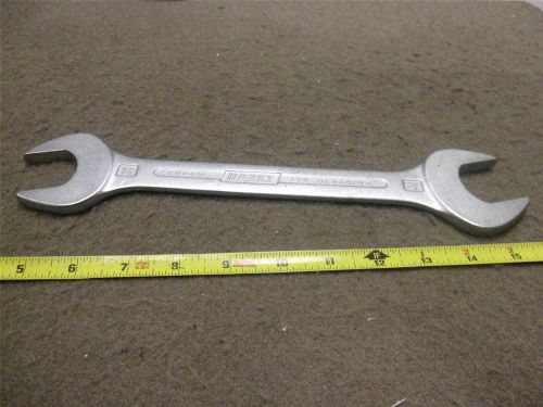 HAZET CHROME OPEN END METRIC WRENCH GERMANY  32 -30 NEW
