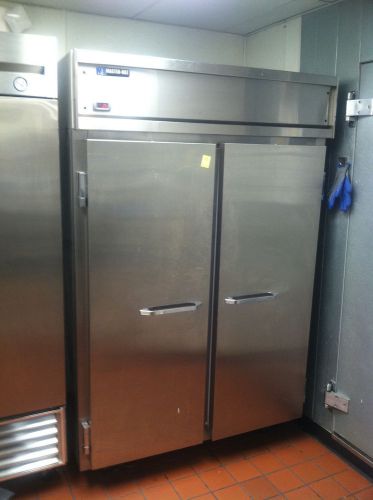 Master Bilt IHC-48 Freezer/Hardening Cabinet