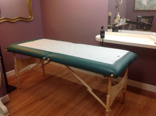 Disposable exam table liners(100)  4&#039;x 21&#034;  medical chriropractic rehab 400 feet for sale