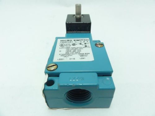 136618 New-No Box, Micro Switch LZA1 Enclosed Precision Switch 1/2&#034; NPT