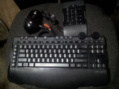 Microsoft Sidewinder X6 Gaming Keyboard And Mouse