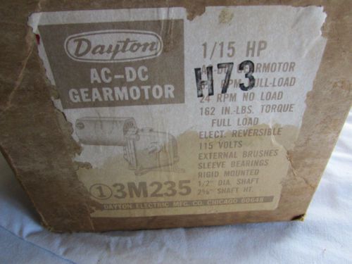 Dayton Gearmotor Model 3M235 1/15 HP 6.7 RPM With Sprocket