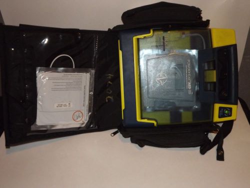 Cardiac science powerheart g3 (aed) with pads &amp; working battery for sale