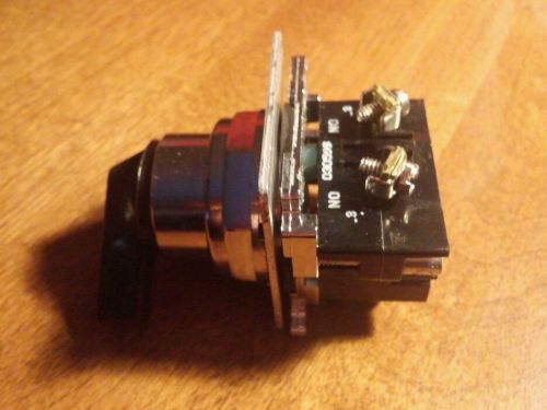 CUTLER HAMMER 10250T/91000T 3 POSITION SELECTOR SWITCH