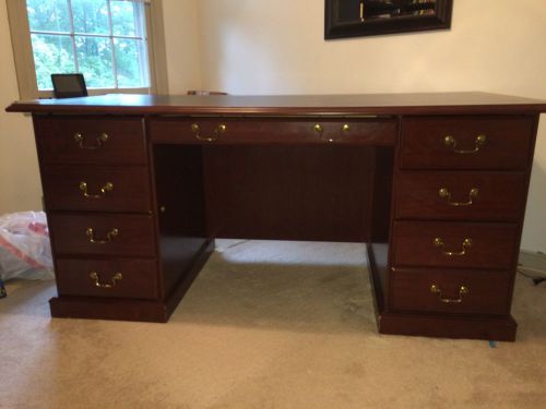 Professional Office Desk w/ file drawers