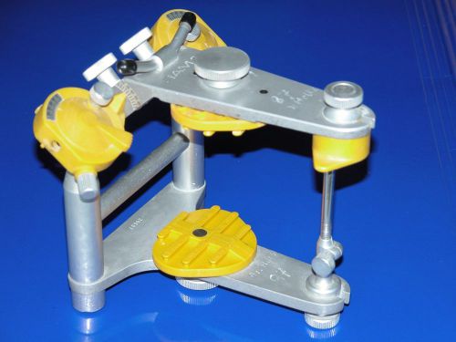 SAM 2 articulator - for screw type mounting plates