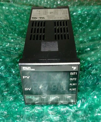 Fuji Electric PYX4MCY1-020AF-Z Process Temperature Controller, 618526T
