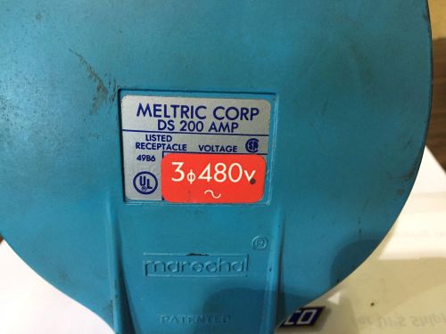 Meltric 37-24043    Padlock Paw,Receptacle ,480 VAC,200 A,3P+G+N,closing handle
