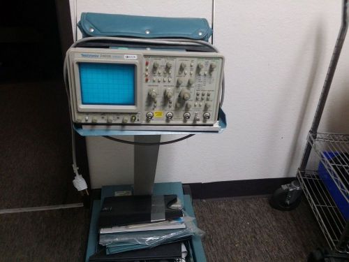 Tektronix oscilloscope 2465b with k212 instrument cart id#50083 for sale