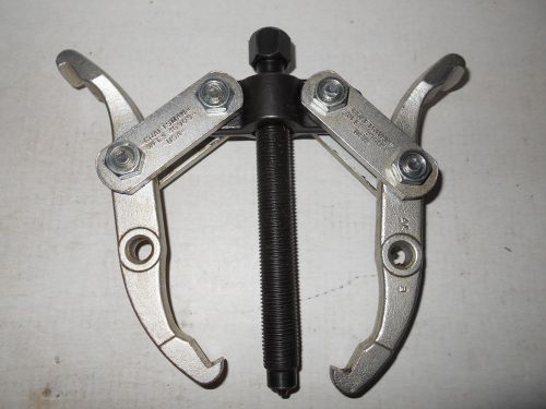 Craftman 2-arm gear puller,bearings,pinions,sheaves,pulleys,wheels.5ton capacity for sale