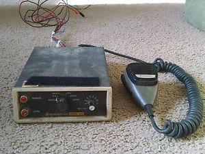 Vintage Smith &amp; Wesson Radio/PA Model 850 w/ Handheld Mic
