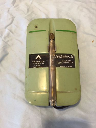 Bacharach Leakator II Halogen Leak Detector