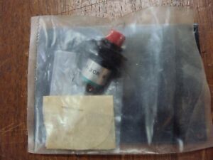 OTTO MS25089-3CR  Pushbutton Switch MILSPEC 28VDC 115VAC NC  Red   nos