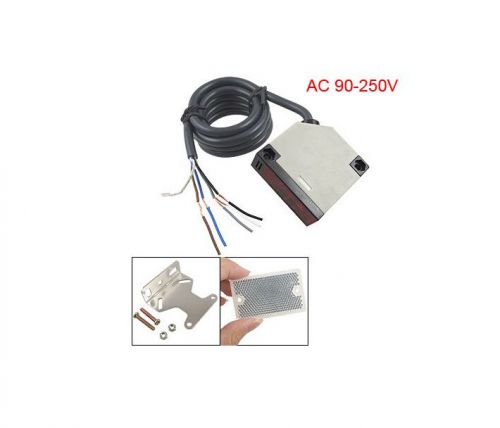 E3JK-R4M1 4M Detection Distance Wired Photoelectric Switch AC 90-250V