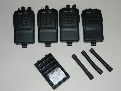 Vertex 8Ch 450-490Mhz Handheld Radio VX-400U, K66VX-400U,   --4x WALKIE TALKIE--