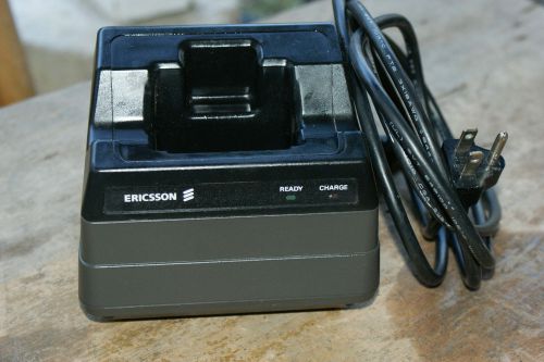 Ericsson LPE-200 Two Way Radio Desktop Charger w/cord