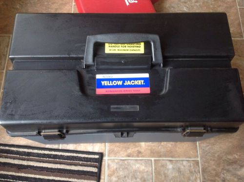 Yellow jacket leak scanner 69464 with case &amp; goggles for sale