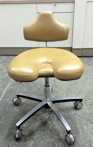 Chayes-Virginia Extra Padded Dental Operator&#039;s Doctor Stool Tan Dr. Chair