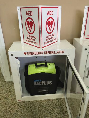 Zoll AED Plus with Basic Cabinet, Carrying Case, and 3-D Wall Mount