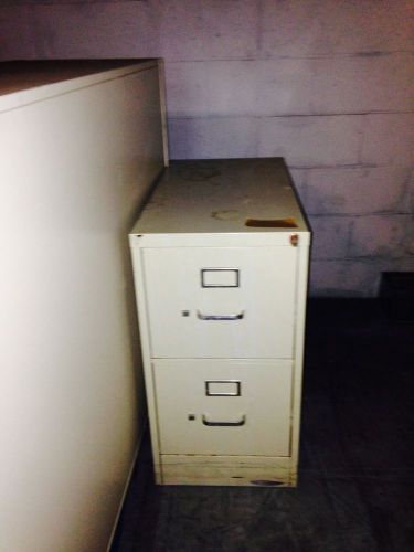 HON 2 drawer Beige vertical file cabinet 29 &#034; high.  High quality, little used